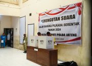 Pastikan Hak Terpenuhi, 63 Tahanan Polda Jateng Ikuti Pencoblosan     KPU dan Dit Tahti Polda Jateng Gelar Pungut Suara Pilkada Bagi Tahanan di Rutan Mapolda