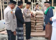 Masjid Baitul Musta’in Mulai Dibangun, Kapolresta Magelang Donasikan 50 Sak Semen